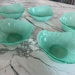 Set of 5 Viking Dalzell Satin Green Glass Lettuce Cabbage Salad‎ Bowls